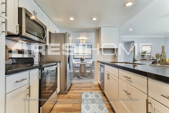 Building Photo - 1303 E Dunbar Dr