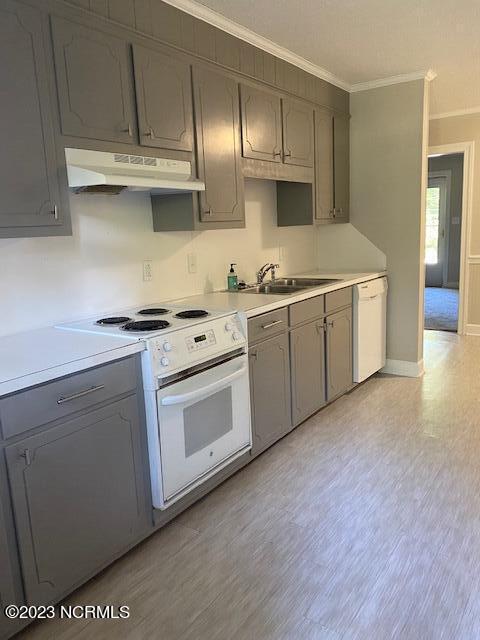 Building Photo - 1200 E 14th St