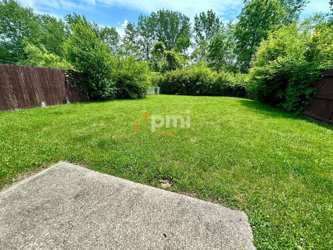 Building Photo - 5331 Aspen Ave