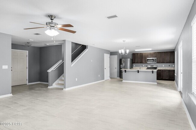 Building Photo - 7119 Riverbrooke St