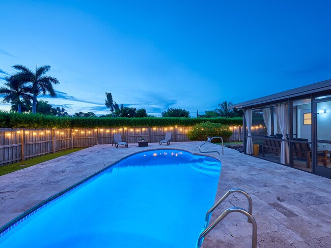 Building Photo - 1267 Summerwood Cir
