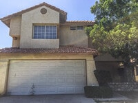 Building Photo - CHARMING 3 BEDROOM 2 STORY