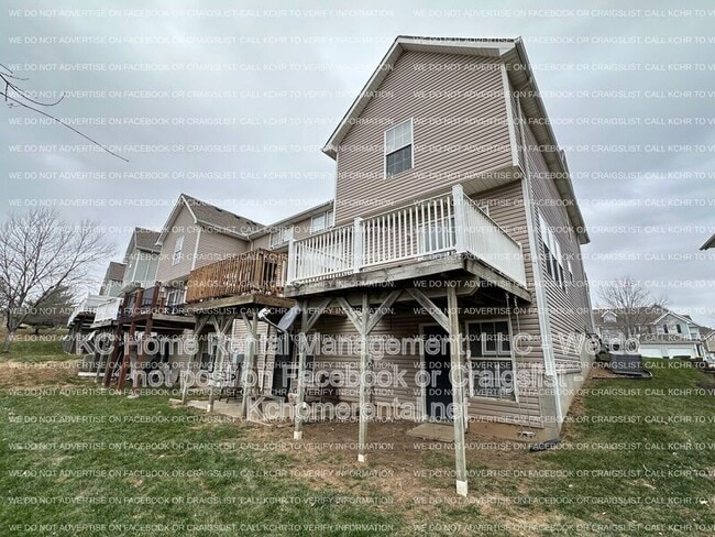 Building Photo - 8657 NE 97th St