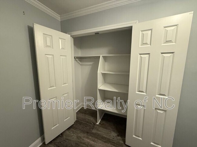 Building Photo - 4021 Whirlaway Ct