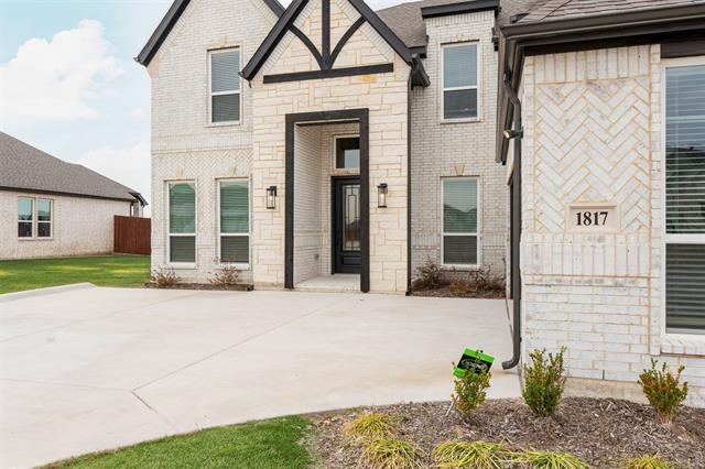 Building Photo - 1817 Hidden Crk Dr