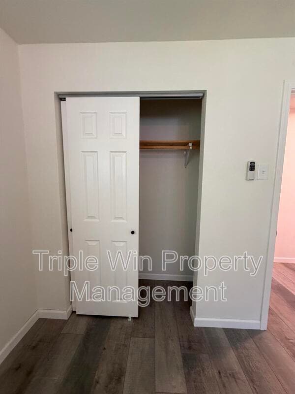 Building Photo - 8301 Pepperidge Dr