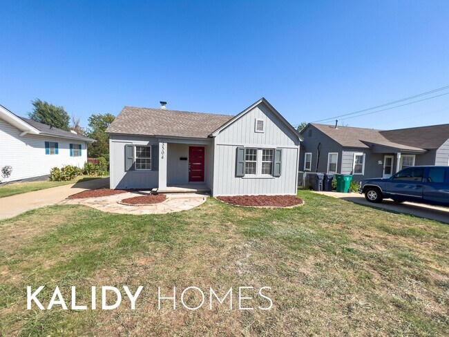 Building Photo - 3504 N Westmont St