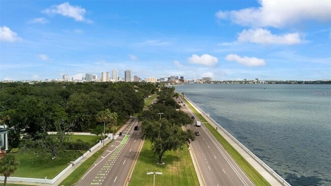 Building Photo - 4141 Bayshore Blvd