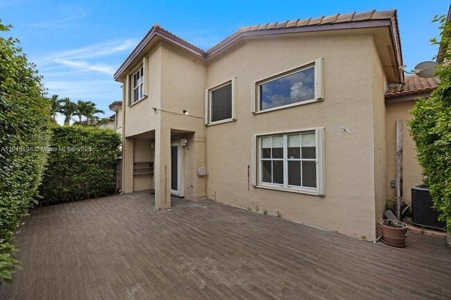 Building Photo - 4863 NW 109th Path