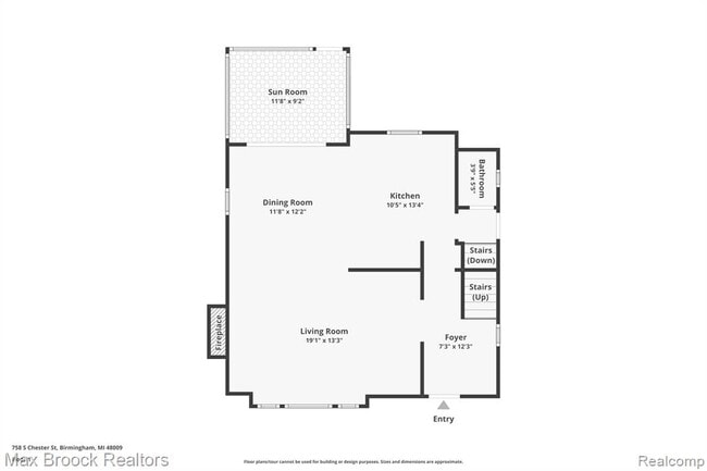 Building Photo - 758 Chester St