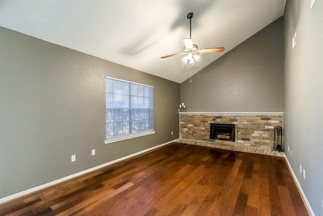 Building Photo - 6015 Henniker Dr