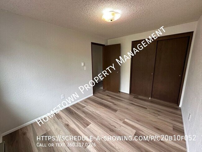 Building Photo - 214 65th Way SW