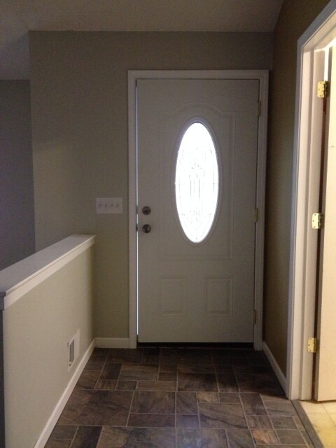 Building Photo - COMING SOON!! SPACIOUS RANCH HOUSE ON ONE ACRE W/ATTACHED GARAGE