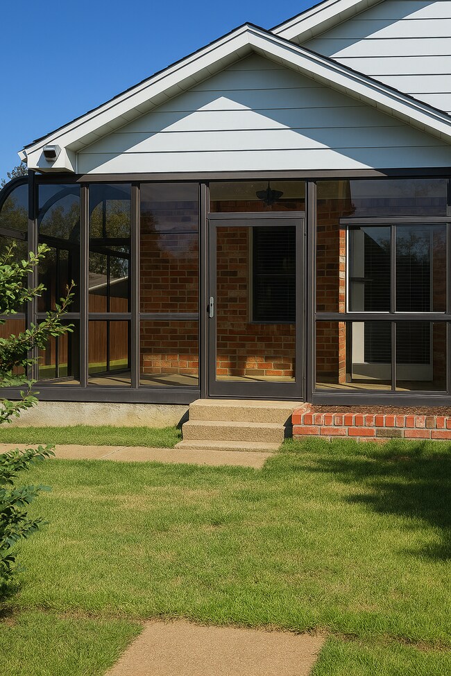 Primary Photo - 2723 Engle Ave