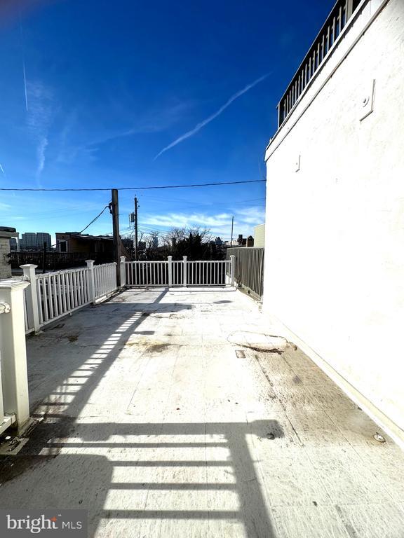 Building Photo - 208 S Washington St