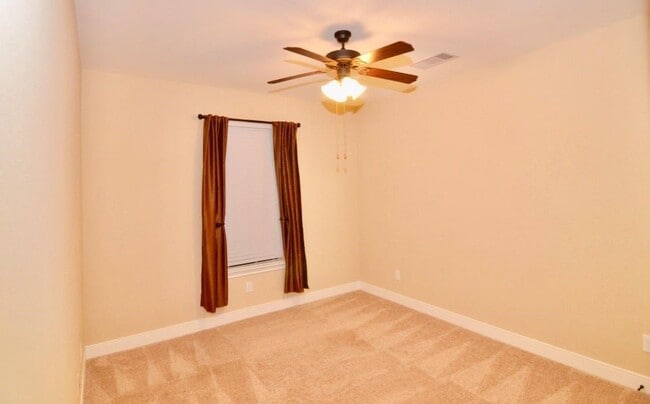 Building Photo - 5811 Tarpon Bay Ct
