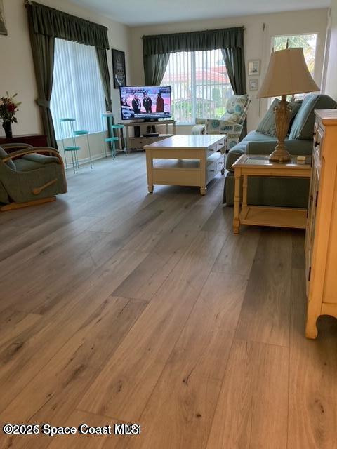 Building Photo - 201 St Lucie Ln