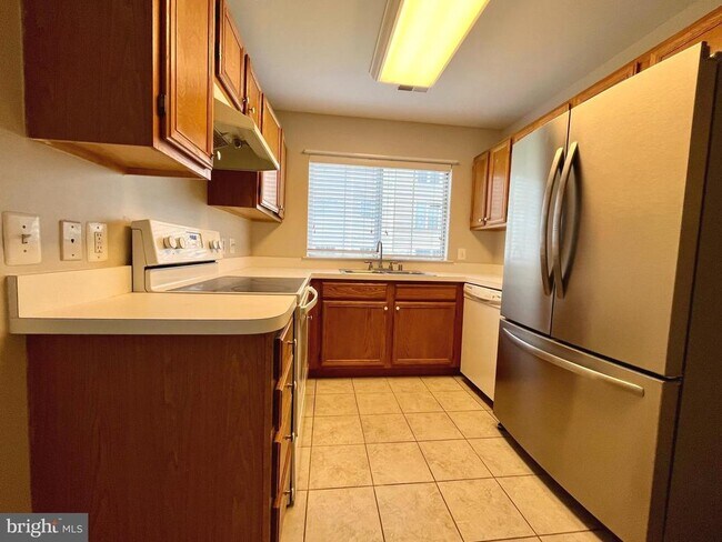 Building Photo - 1122 Huntmaster Terrace NE