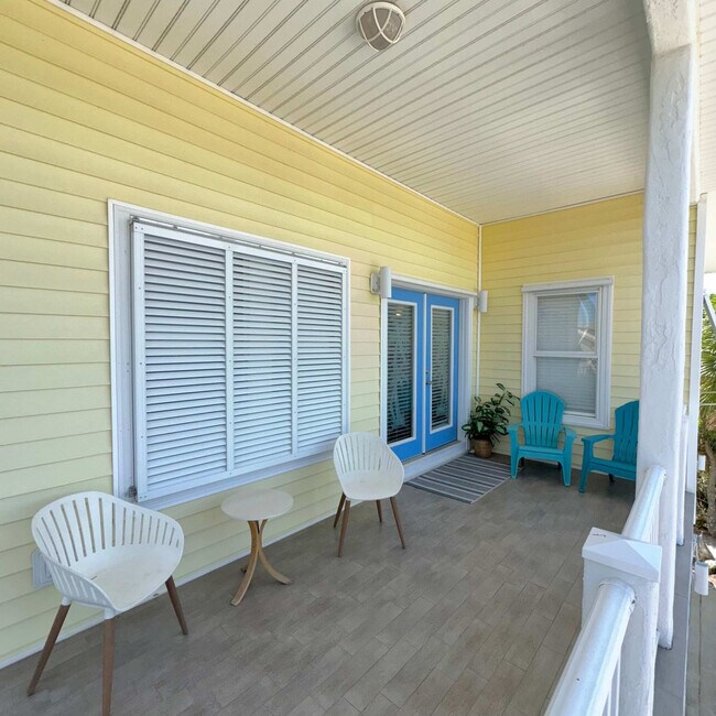 Building Photo - 42 Moody Dr