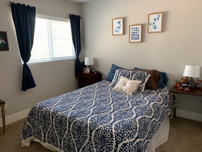 Building Photo - DEL CERRO SINGLE LEVEL DETACHED 3BR/2BA HO...