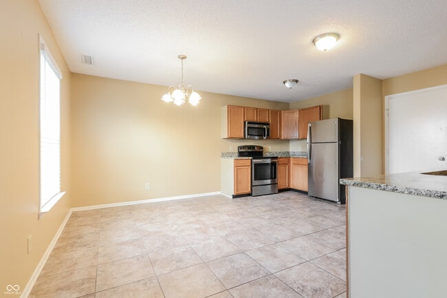 Building Photo - 944 Shenandoah Way