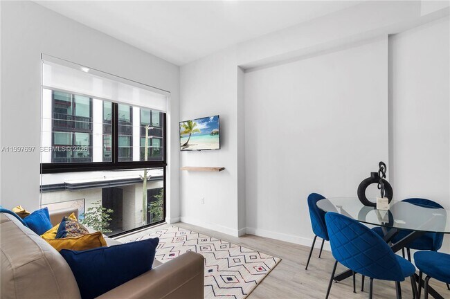 Building Photo - 136 NW 26th St