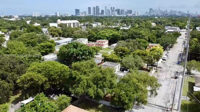 Building Photo - 5646 NW 3rd Ave