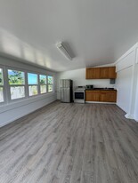 Building Photo - 45-553 Ualani Pl