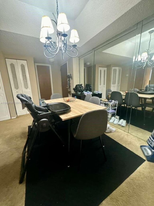 Building Photo - 3720 Inverrary Dr