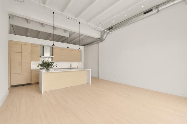 Building Photo - 1515 14th St NW