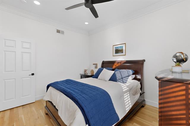 Building Photo - 6440 Fianna Hills Dr