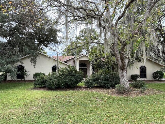 Building Photo - 558 E Jenkins Ct