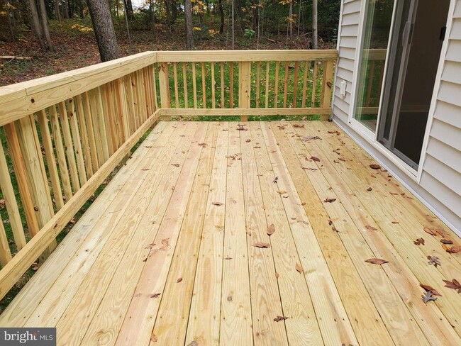 Building Photo - 142 Little Whim Rd