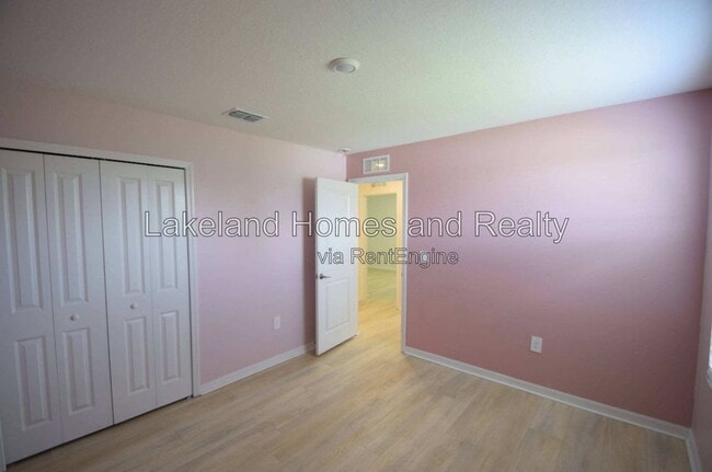 Building Photo - 4060 Radiant Mountain Dr