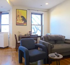 Images are representative samples of the advertised unit. Actual units shown during tours may differ - 3 Warwick St