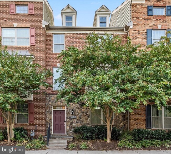 Building Photo - 22569 Norwalk Square