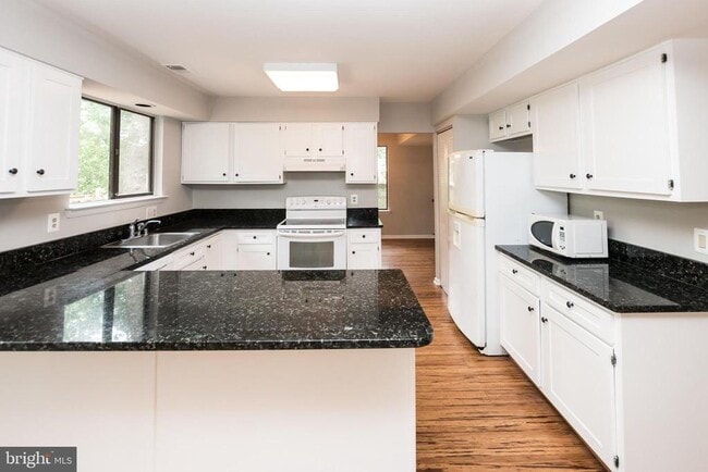 Building Photo - 515 Aspen Dr