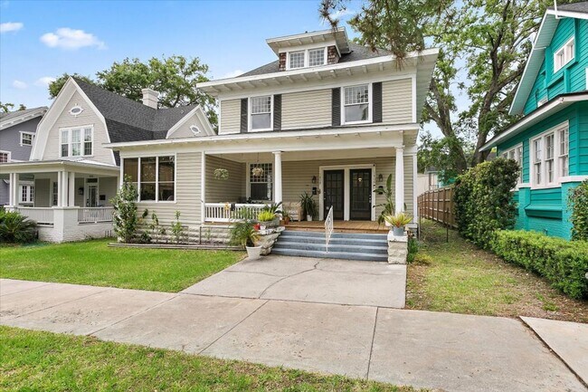 Primary Photo - 1808 Bayard Pl