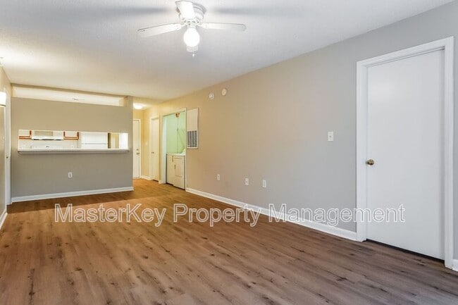 Building Photo - 1351-301 Crab Orchard Dr