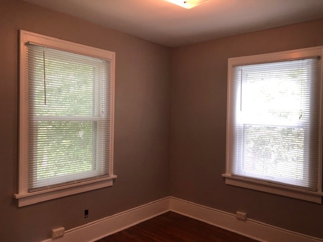 Building Photo - 220 Melrose Ct