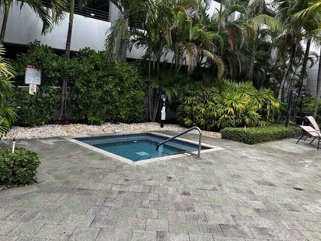 Building Photo - 1660 Renaissance Commons Blvd