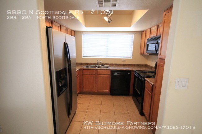 Building Photo - 9990 N Scottsdale Rd