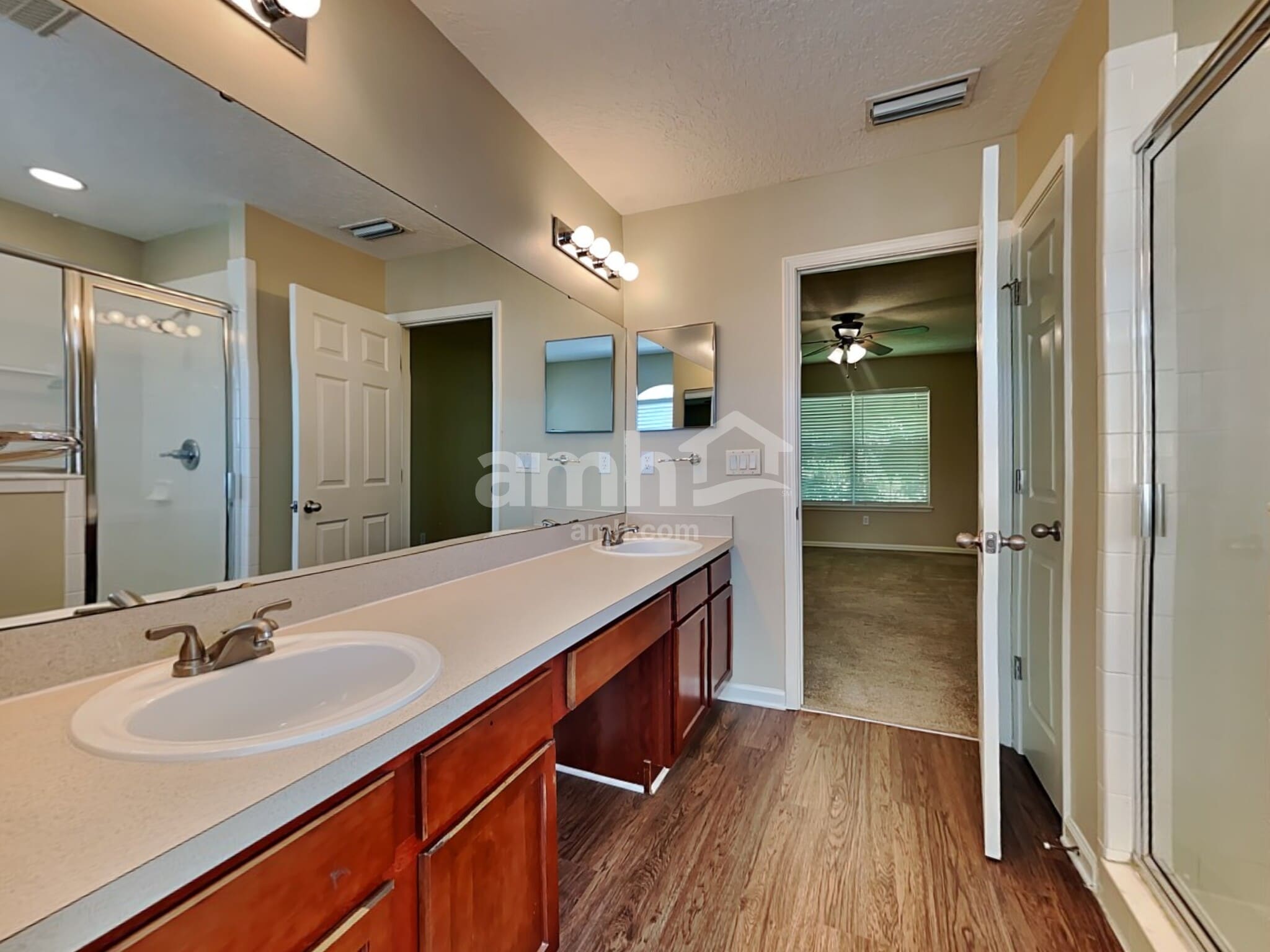 Building Photo - 96615 Commodore Point Dr