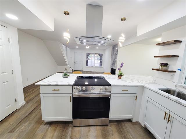 Building Photo - 205 McCarley Pl