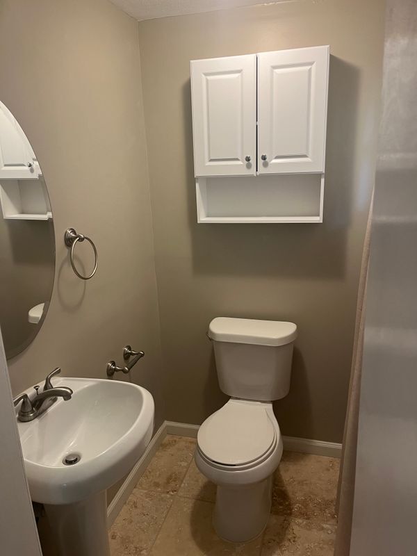 Building Photo - 130 Tulip Tree Dr