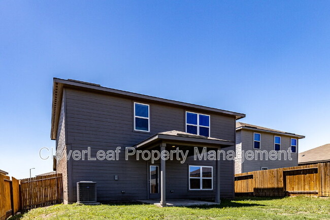 Building Photo - 9143 Bennett Frst
