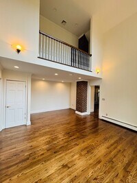 Building Photo - 3 S Leech Cir