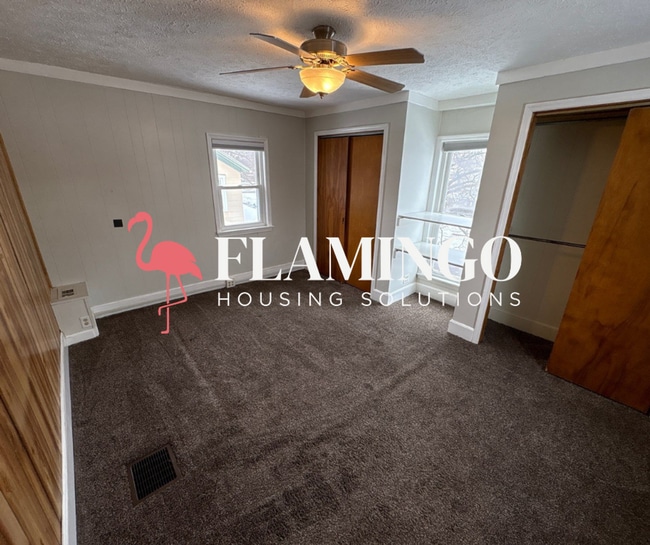 Building Photo - 214 W Main St