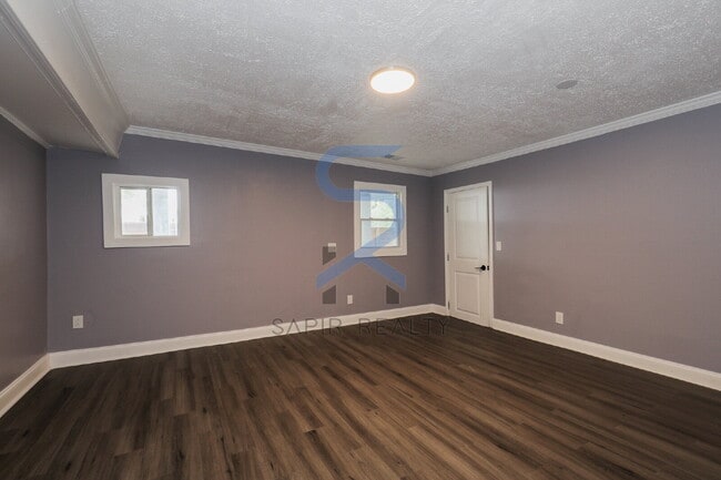 Building Photo - LIMITED-TIME OFFER! Apply today with NO APPLICATION FEE! Terms apply. Call (678) 487-7896, Option...