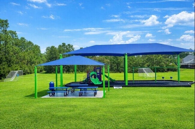 Building Photo - 10018 Chase Ct